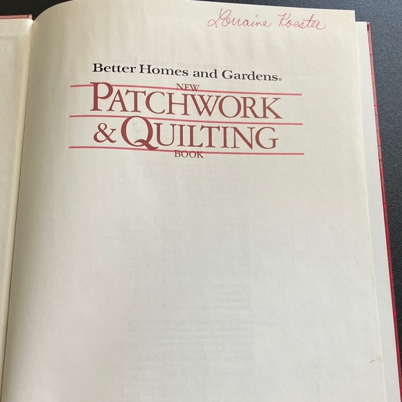 Quilting Pattern Book - Picture 10 of 13